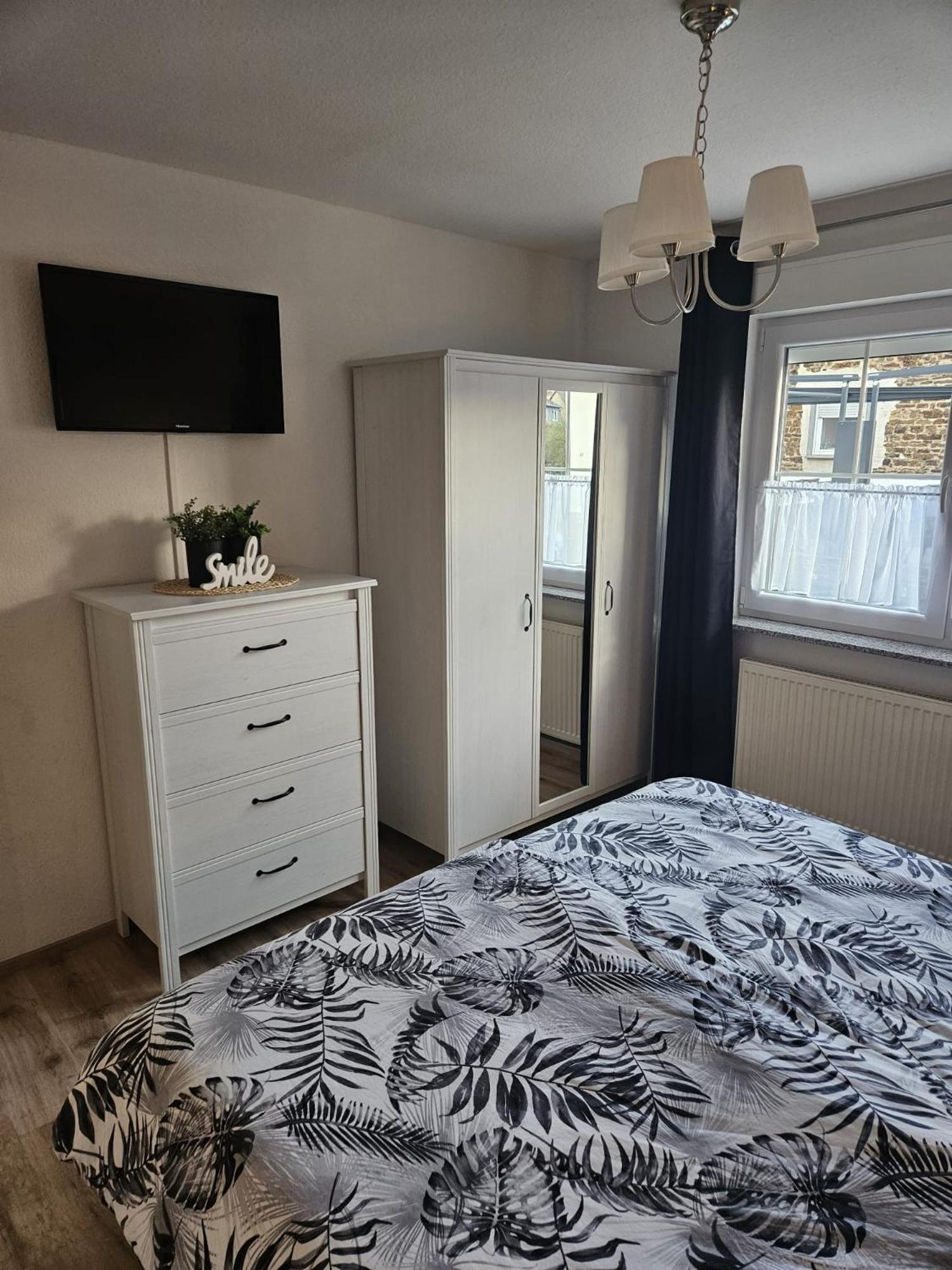 Hakans Moselblick Ferienwohnung Treis-Karden Buitenkant foto